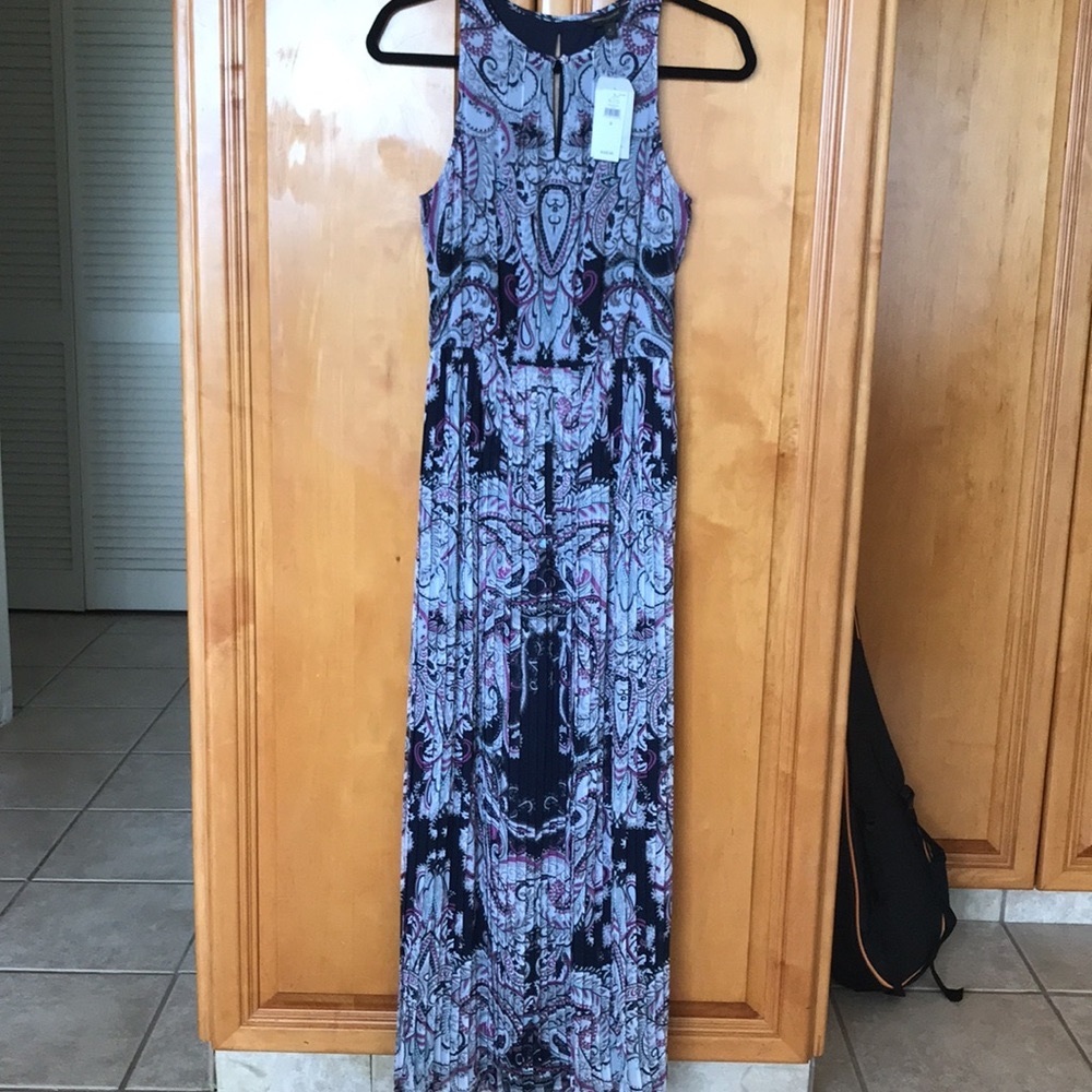 NWT paisley printed maxi dress